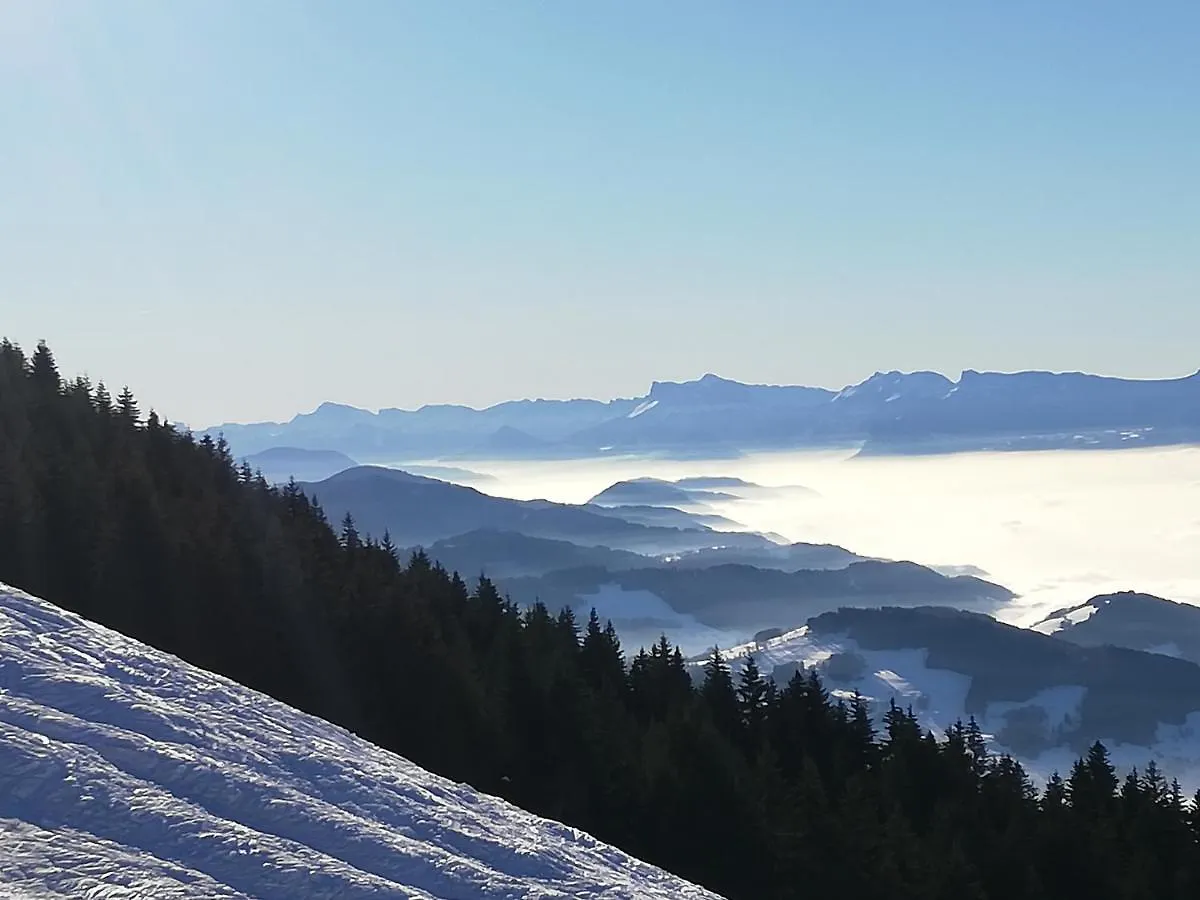 Eco-Logis Mad'In Belledonne Bed & Breakfast Theys